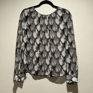 Worthington flowy sheer blouse